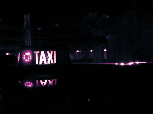 Regel een taxi